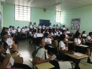 Charla Colegio Tomas Guardia