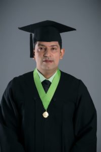 Efraín Calles - Doctor en Medicina
